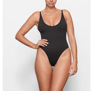 NWT Skims 1 piece swimsuit. size 2xl. Onyx color